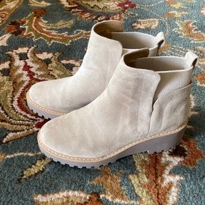 DV Dolce Vita Rango Lug Sole Booties